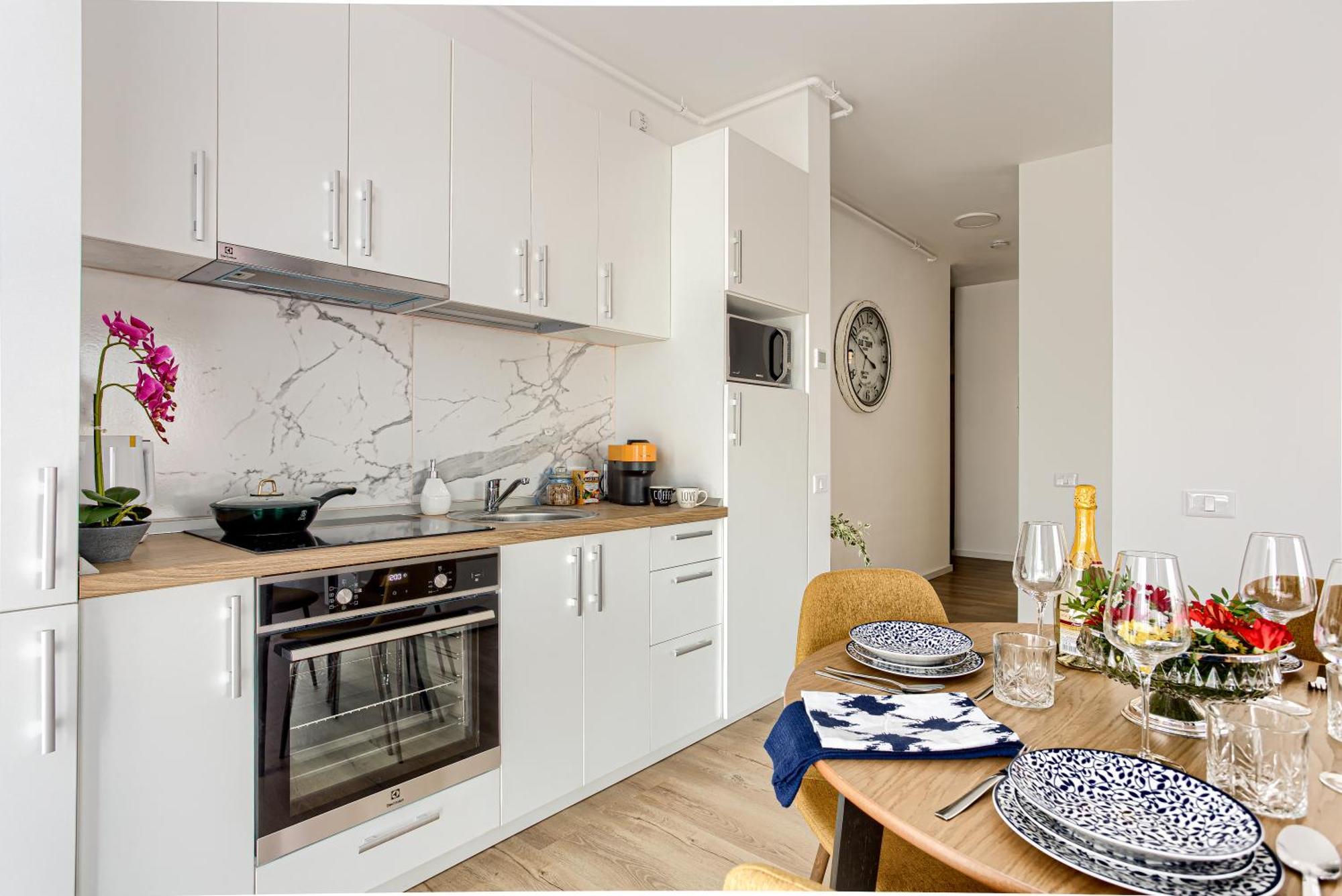 Ari Navy Apartment - High-End Residence Arad Zewnętrze zdjęcie