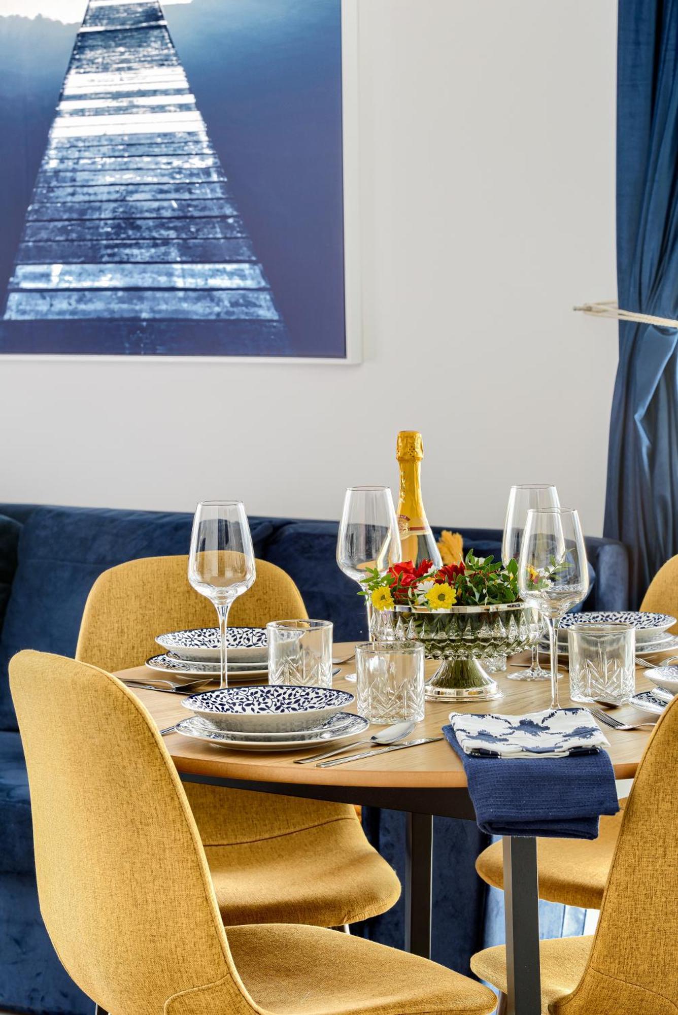 Ari Navy Apartment - High-End Residence Arad Zewnętrze zdjęcie